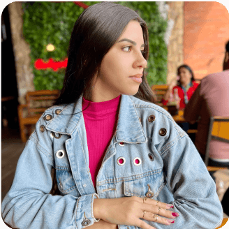 Ana Clara Social Media